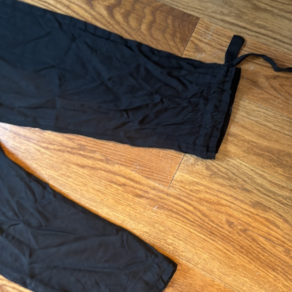 NWT Lulus draw string pants - Picture 3 of 3
